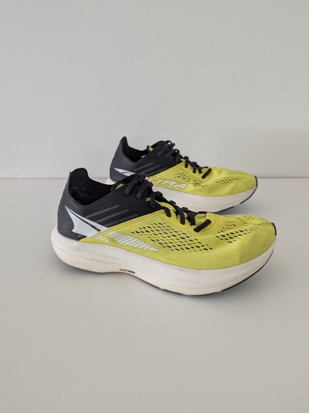 Altra Vanish Carbon Womens 8 Running Gym Shoes Lime Yellow Black AL0A548F070